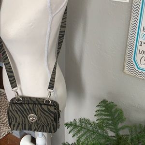 Super cute Baggallini crossbody